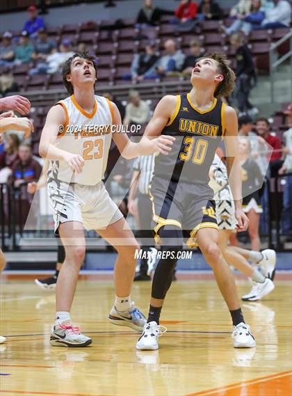 Thumbnail 2 in Union vs. Ogden (UHSAA 3A Quarterfinal) photogallery.