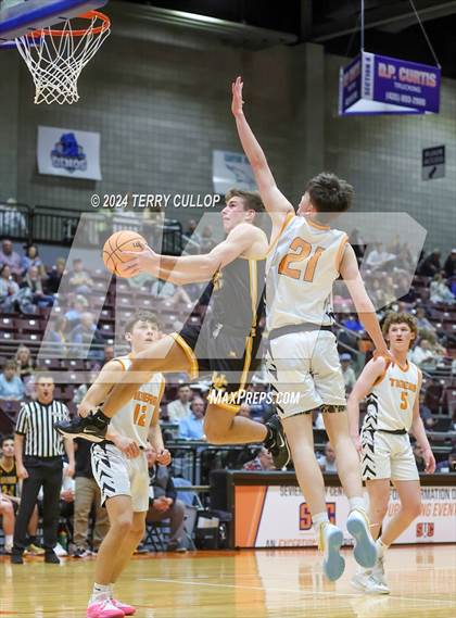 Thumbnail 1 in Union vs. Ogden (UHSAA 3A Quarterfinal) photogallery.