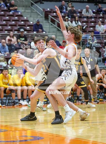 Thumbnail 1 in Union vs. Ogden (UHSAA 3A Quarterfinal) photogallery.