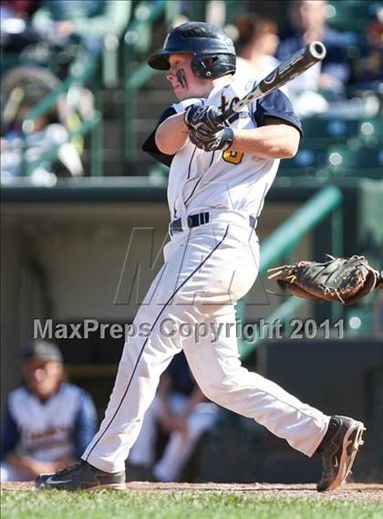 Thumbnail 1 in Hilton vs. Victor (Section 5 Class AA Final) photogallery.