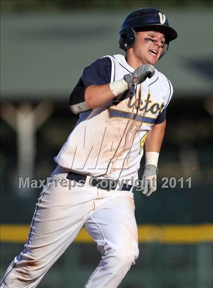 Thumbnail 2 in Hilton vs. Victor (Section 5 Class AA Final) photogallery.