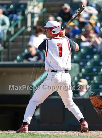 Thumbnail 2 in Hilton vs. Victor (Section 5 Class AA Final) photogallery.