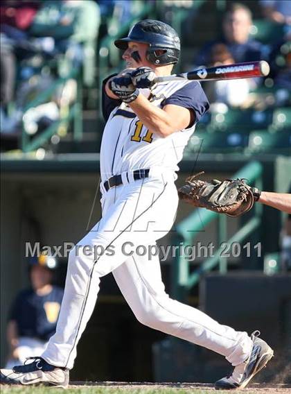 Thumbnail 1 in Hilton vs. Victor (Section 5 Class AA Final) photogallery.