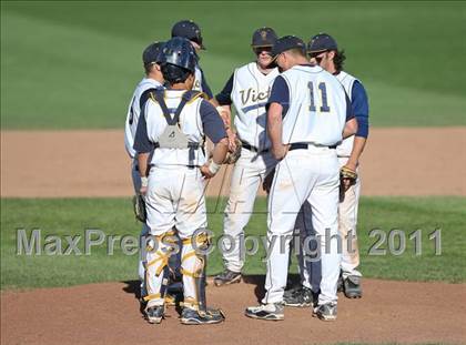 Thumbnail 1 in Hilton vs. Victor (Section 5 Class AA Final) photogallery.