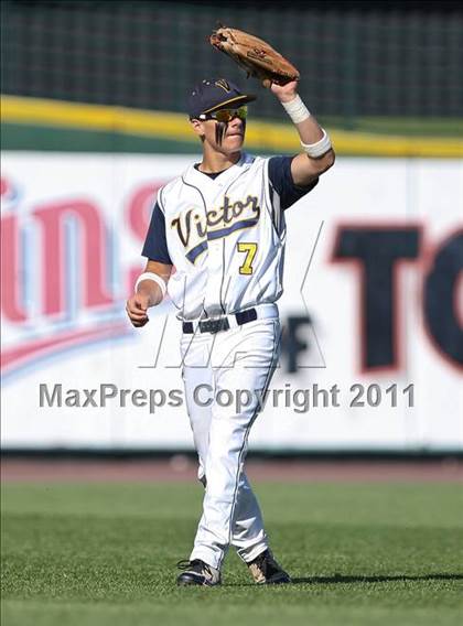 Thumbnail 1 in Hilton vs. Victor (Section 5 Class AA Final) photogallery.