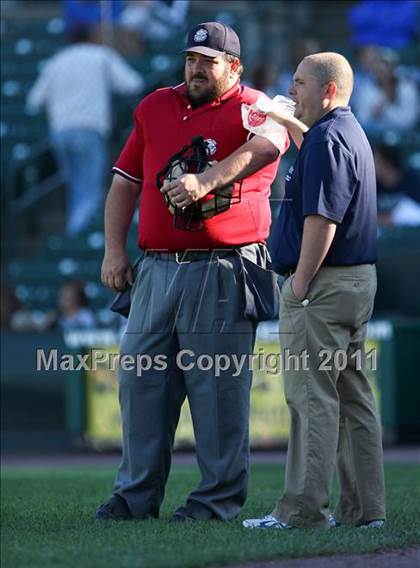 Thumbnail 1 in Hilton vs. Victor (Section 5 Class AA Final) photogallery.