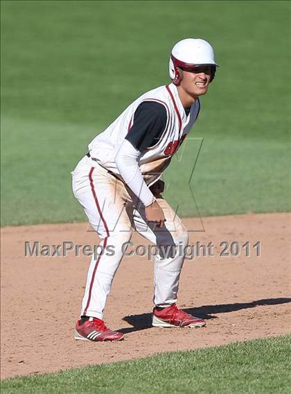 Thumbnail 1 in Hilton vs. Victor (Section 5 Class AA Final) photogallery.