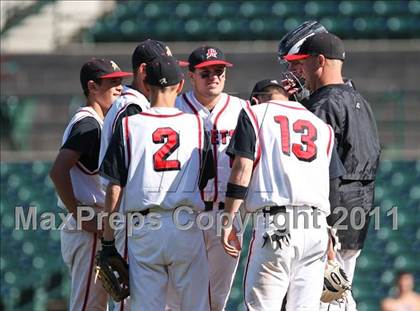 Thumbnail 3 in Hilton vs. Victor (Section 5 Class AA Final) photogallery.