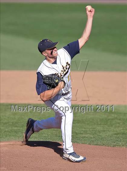 Thumbnail 3 in Hilton vs. Victor (Section 5 Class AA Final) photogallery.