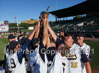 Thumbnail 1 in Hilton vs. Victor (Section 5 Class AA Final) photogallery.