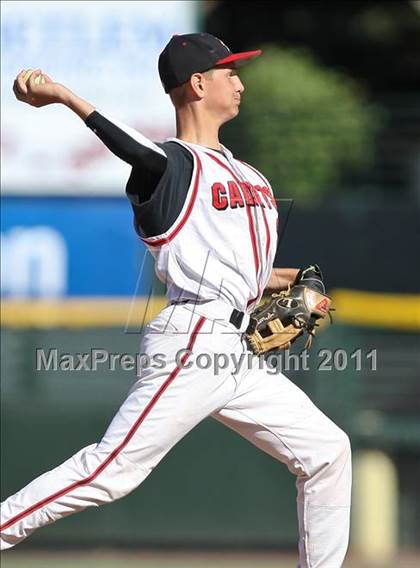 Thumbnail 3 in Hilton vs. Victor (Section 5 Class AA Final) photogallery.