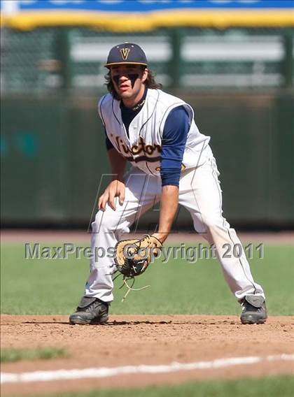 Thumbnail 2 in Hilton vs. Victor (Section 5 Class AA Final) photogallery.