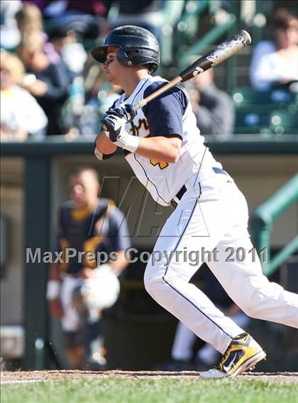 Thumbnail 2 in Hilton vs. Victor (Section 5 Class AA Final) photogallery.
