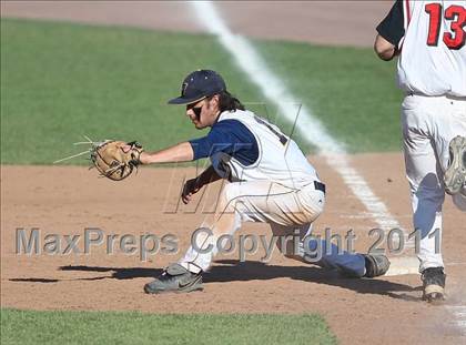 Thumbnail 3 in Hilton vs. Victor (Section 5 Class AA Final) photogallery.
