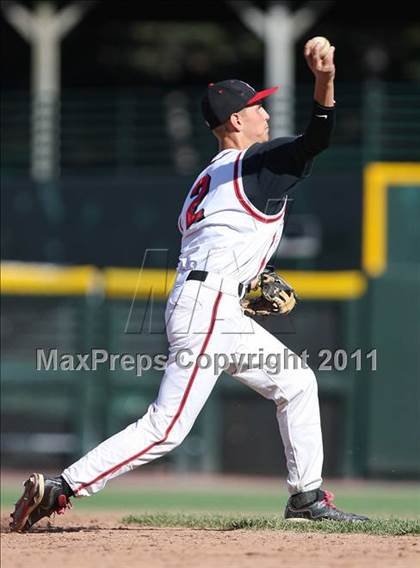 Thumbnail 2 in Hilton vs. Victor (Section 5 Class AA Final) photogallery.