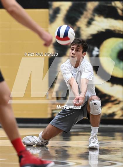 Thumbnail 3 in Douglas County vs. Eaglecrest (CHSAA 5A Semi-Final) photogallery.