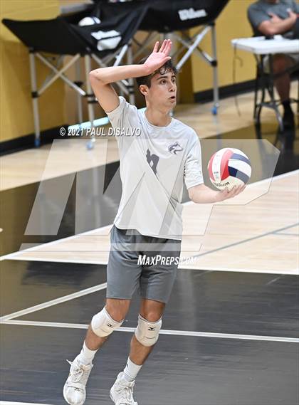 Thumbnail 2 in Douglas County vs. Eaglecrest (CHSAA 5A Semi-Final) photogallery.