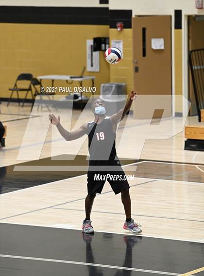 Thumbnail 1 in Douglas County vs. Eaglecrest (CHSAA 5A Semi-Final) photogallery.