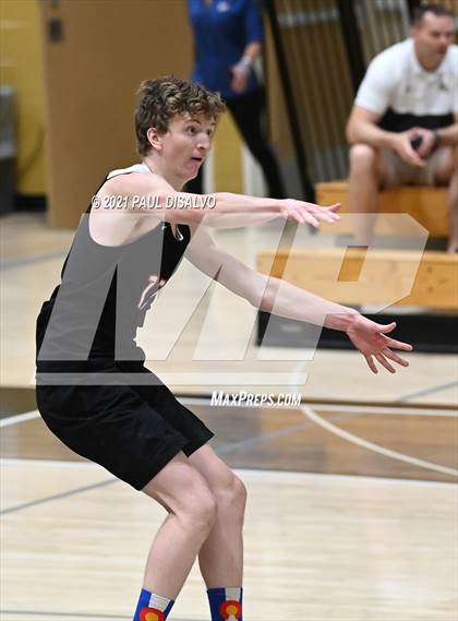 Thumbnail 3 in Douglas County vs. Eaglecrest (CHSAA 5A Semi-Final) photogallery.