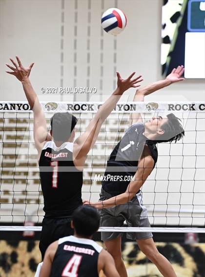 Thumbnail 2 in Douglas County vs. Eaglecrest (CHSAA 5A Semi-Final) photogallery.