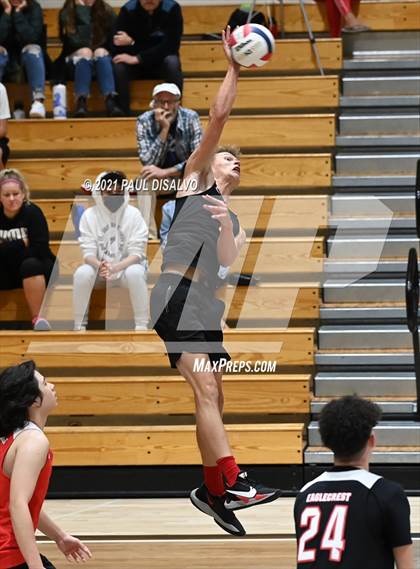 Thumbnail 2 in Douglas County vs. Eaglecrest (CHSAA 5A Semi-Final) photogallery.