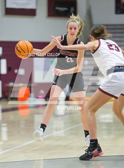 Thumbnail 2 in Viewmont vs. Jordan (Beetdigger Classic) photogallery.
