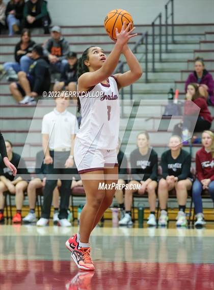 Thumbnail 2 in Viewmont vs. Jordan (Beetdigger Classic) photogallery.