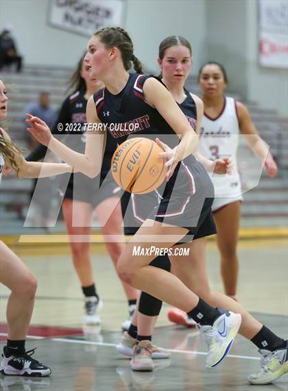 Thumbnail 3 in Viewmont vs. Jordan (Beetdigger Classic) photogallery.