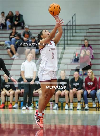 Thumbnail 3 in Viewmont vs. Jordan (Beetdigger Classic) photogallery.