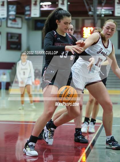 Thumbnail 1 in Viewmont vs. Jordan (Beetdigger Classic) photogallery.