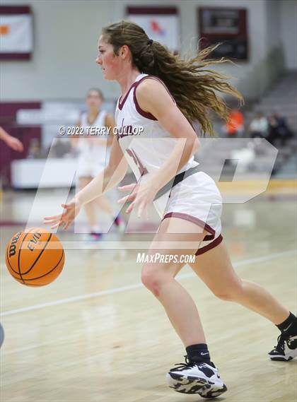 Thumbnail 3 in Viewmont vs. Jordan (Beetdigger Classic) photogallery.