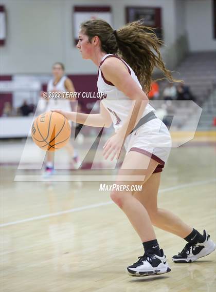 Thumbnail 2 in Viewmont vs. Jordan (Beetdigger Classic) photogallery.