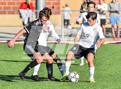 Thumbnail 3 in Blue Valley Southwest vs Maize South (KSHSAA 5A Final) photogallery.
