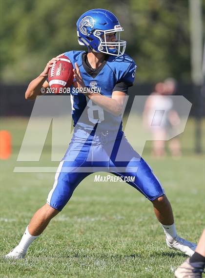 Thumbnail 3 in Ward Melville @ Riverhead photogallery.