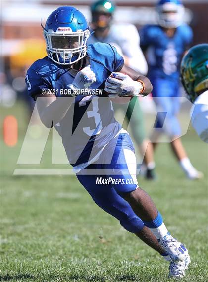 Thumbnail 2 in Ward Melville @ Riverhead photogallery.