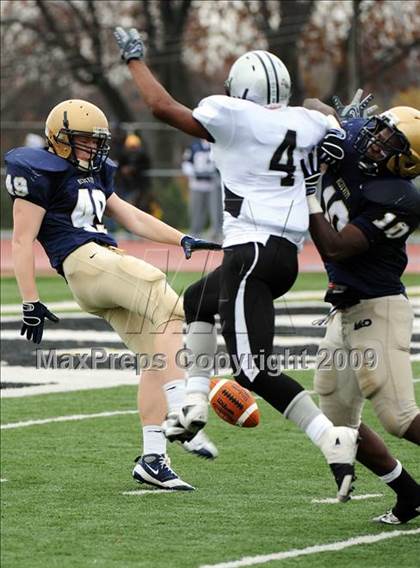 Thumbnail 2 in Harrisburg vs. Bishop McDevitt photogallery.