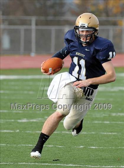 Thumbnail 2 in Harrisburg vs. Bishop McDevitt photogallery.