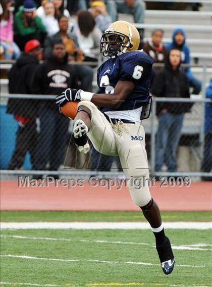 Thumbnail 3 in Harrisburg vs. Bishop McDevitt photogallery.