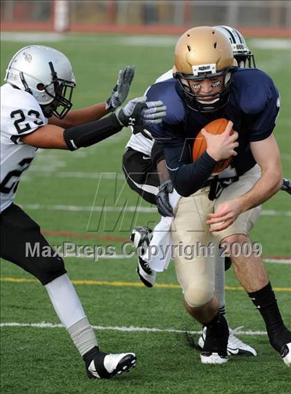 Thumbnail 3 in Harrisburg vs. Bishop McDevitt photogallery.