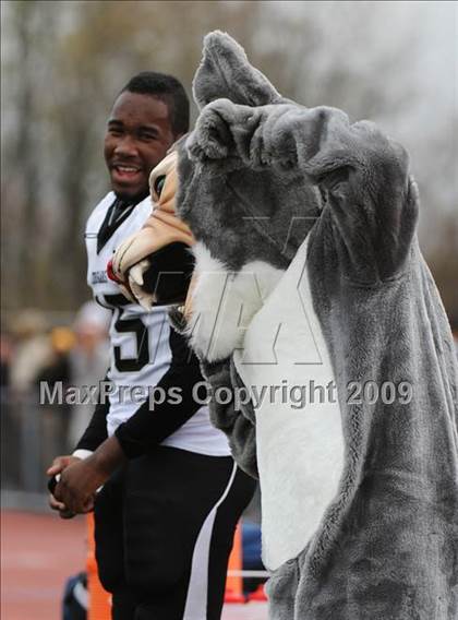 Thumbnail 3 in Harrisburg vs. Bishop McDevitt photogallery.
