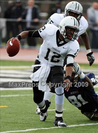 Thumbnail 1 in Harrisburg vs. Bishop McDevitt photogallery.