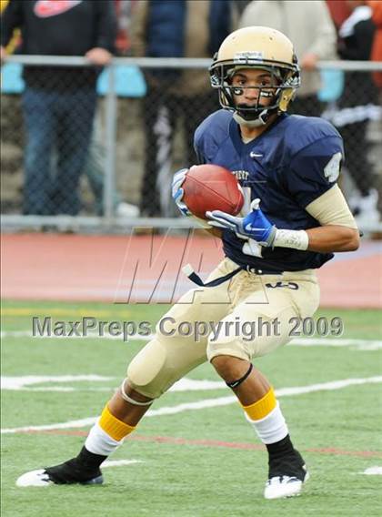 Thumbnail 2 in Harrisburg vs. Bishop McDevitt photogallery.