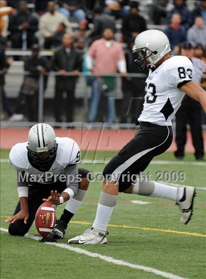 Thumbnail 3 in Harrisburg vs. Bishop McDevitt photogallery.