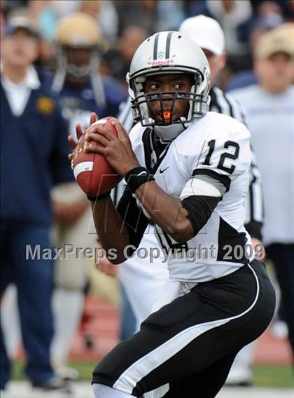 Thumbnail 3 in Harrisburg vs. Bishop McDevitt photogallery.