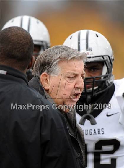 Thumbnail 3 in Harrisburg vs. Bishop McDevitt photogallery.