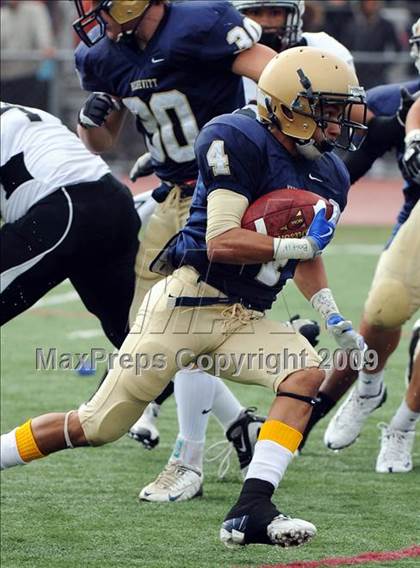 Thumbnail 3 in Harrisburg vs. Bishop McDevitt photogallery.