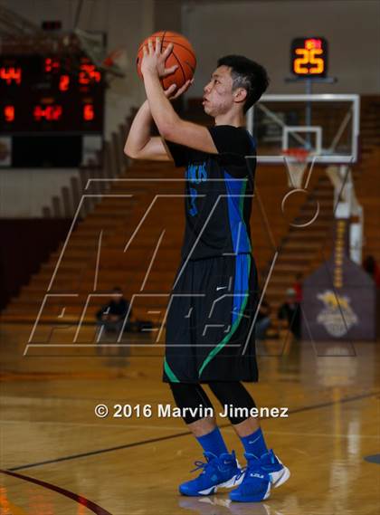 Thumbnail 2 in Robert F. Kennedy Community vs. Lincoln (CIF Los Angeles Section Playoff) photogallery.