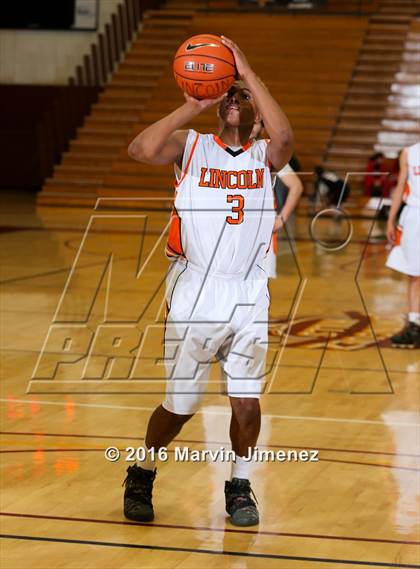 Thumbnail 3 in Robert F. Kennedy Community vs. Lincoln (CIF Los Angeles Section Playoff) photogallery.