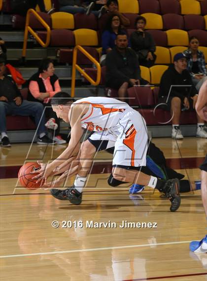 Thumbnail 2 in Robert F. Kennedy Community vs. Lincoln (CIF Los Angeles Section Playoff) photogallery.