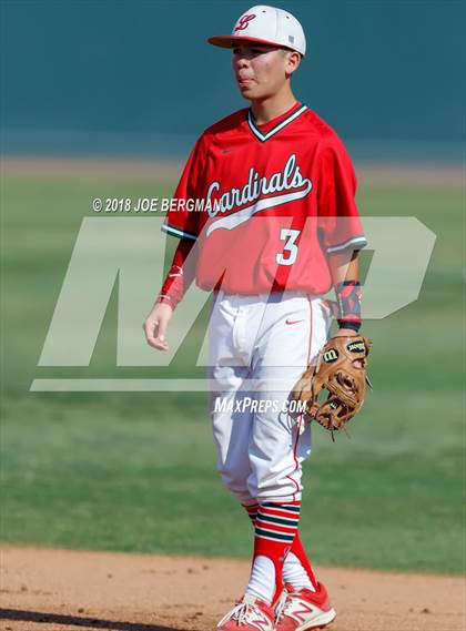 Thumbnail 1 in Bishop Union vs. Lindsay (CIF CS D6 Final) photogallery.